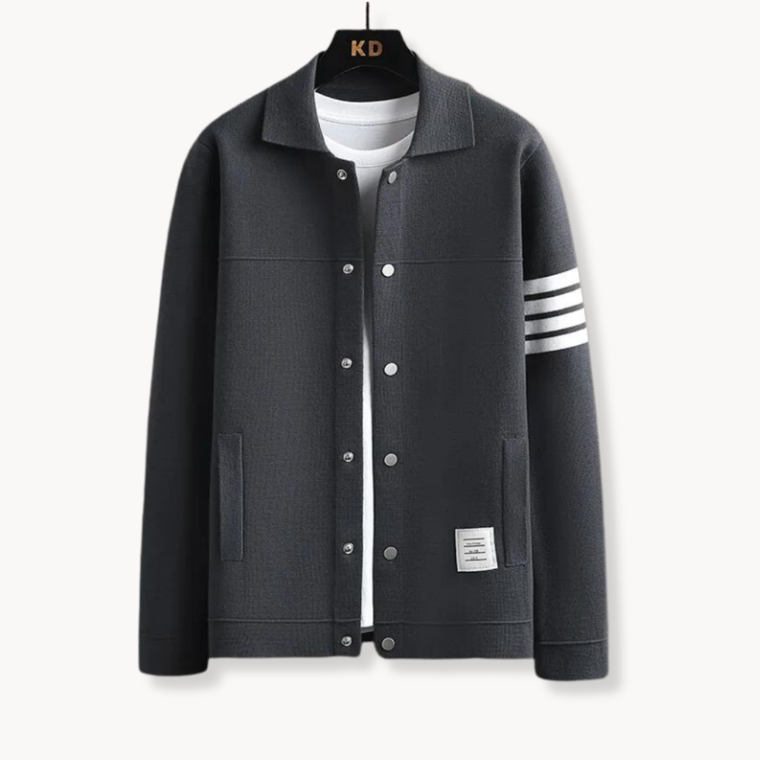 Classic blazer with notched lapels for sophisticated style and modern appeal | Xavi