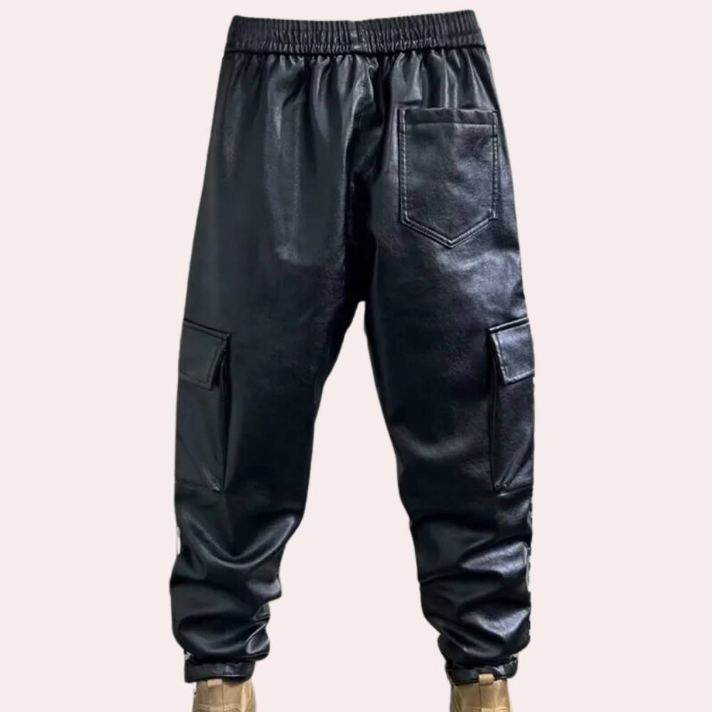 Luxury leather Cargo trousers for men with plush lining and ultimate comfort | Leon