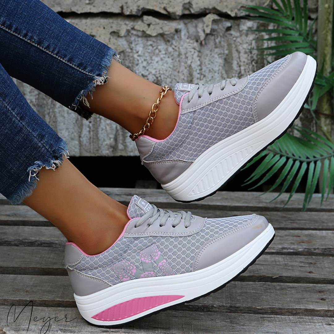 Motions™ orthopaedic sneakers (2024)