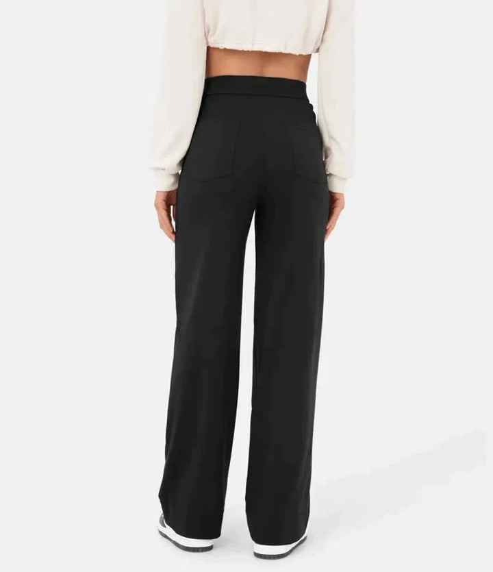 Leisure trousers with high waistband