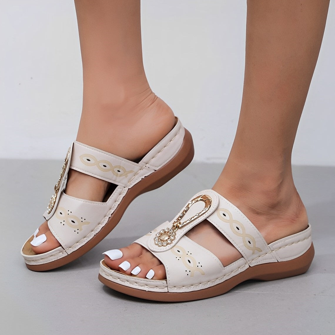 Adele™ orthopaedic sandals