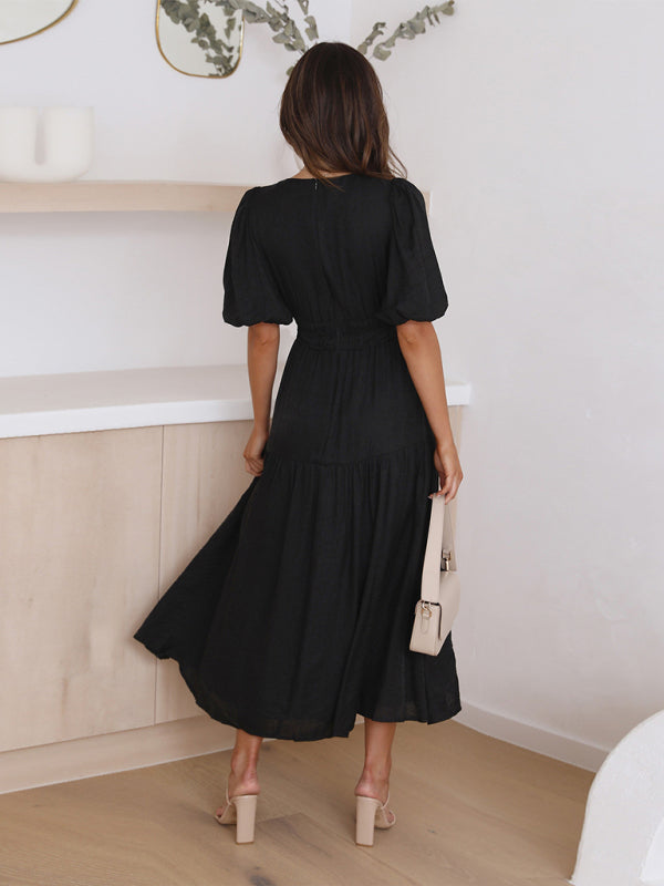 Maxi dress with puff sleeves