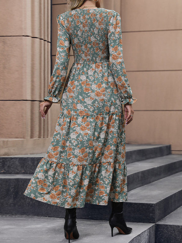 Dress with lantern sleeves