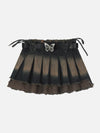 Fashionable pleated skirt