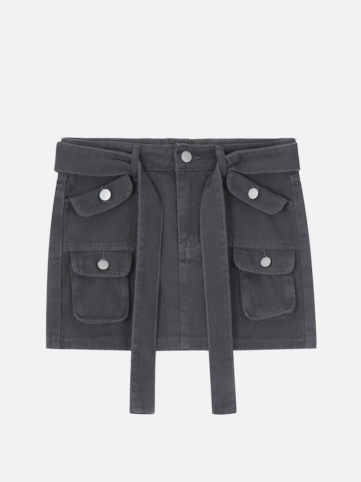 Versatile denim skirt with multiple pockets