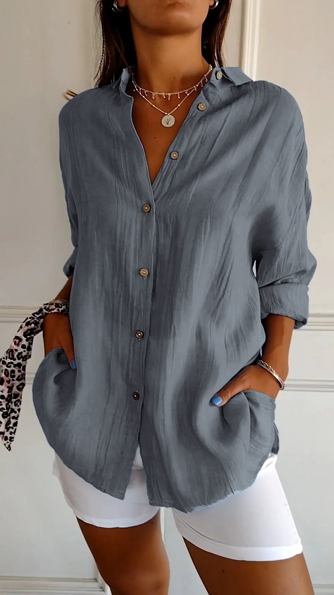 Elegant ladies' shirt