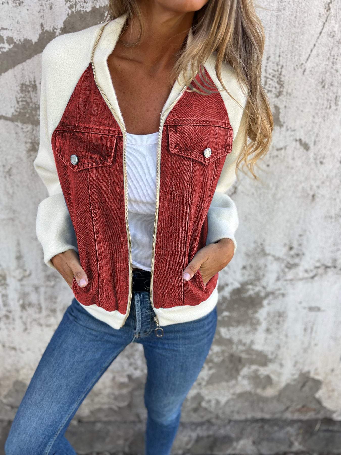 Women's - Jacket - Denim - Classic Fit Stylish Design - Versatile Layering for Every Wardrobe