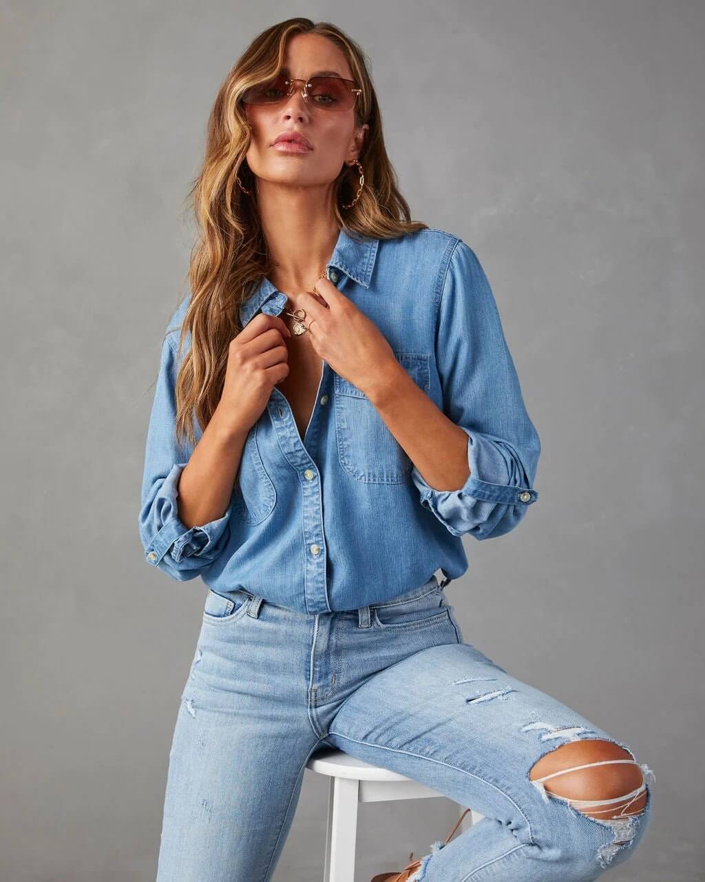 Women's - Relaxed Fit Denim Shirt - Casual Style & Comfort