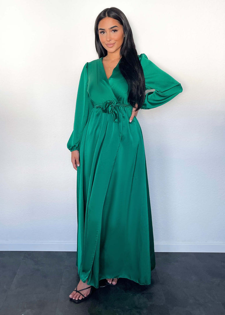 Stylish long dress for women - 2024 Edition