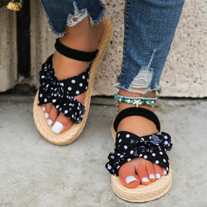 Fashionable sandals for women