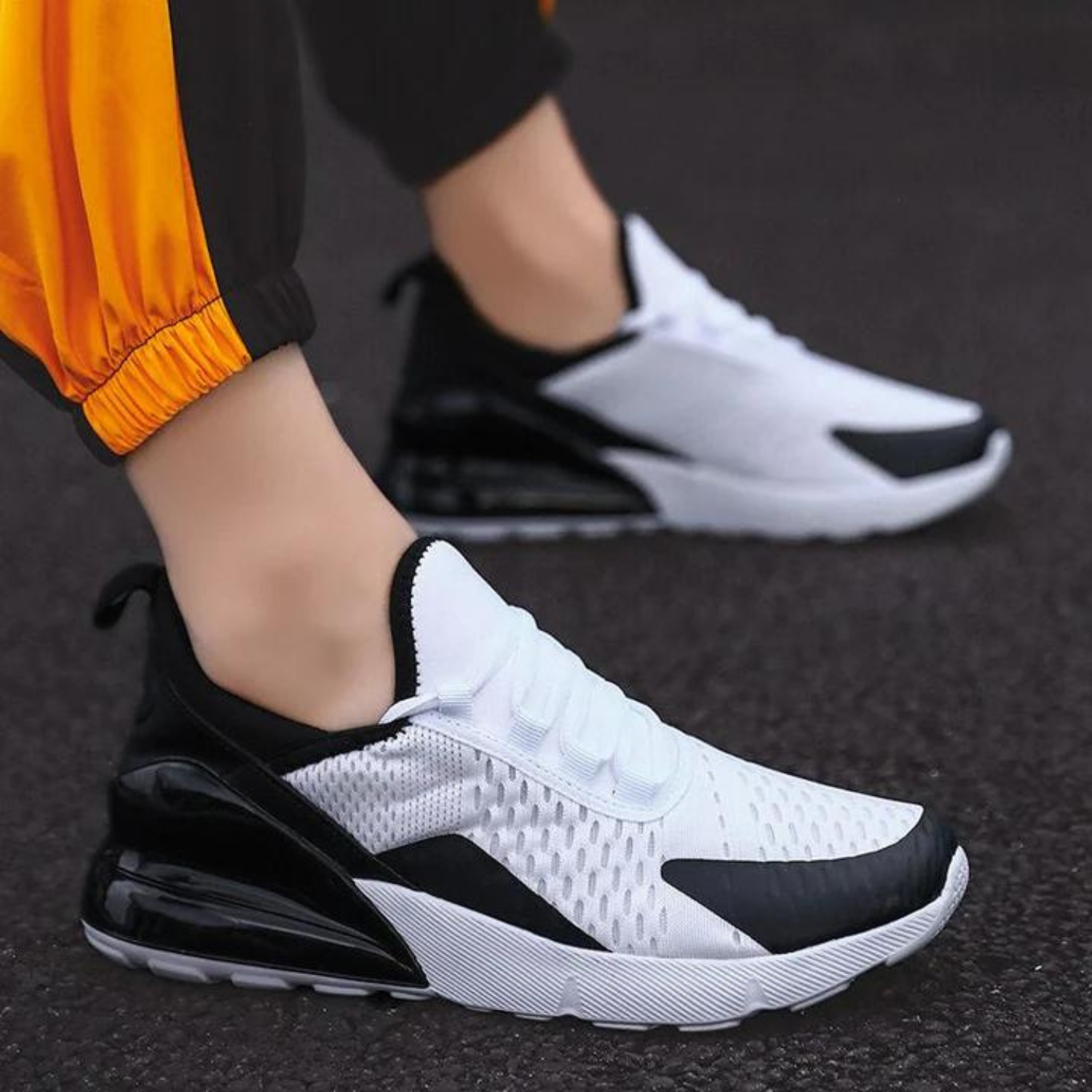 Max | Unisex air trainers
