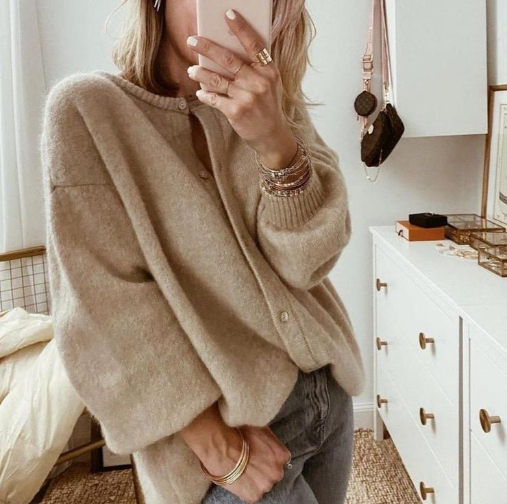 Women's - Cardigan - Soft Knit Comfort - Oversized  - Essential Black Layering Piece for Cosy Style