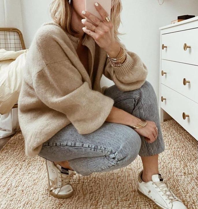 Women's - Cardigan - Soft Knit Comfort - Oversized  - Essential Black Layering Piece for Cosy Style
