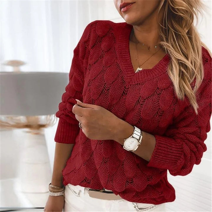 Knitted jumper with V-neck