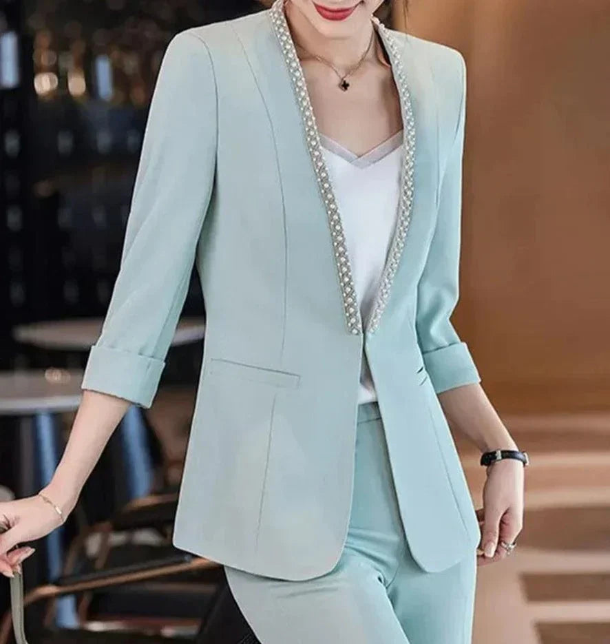 Casual blazer with half sleeves