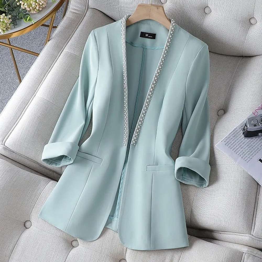 Casual blazer with half sleeves