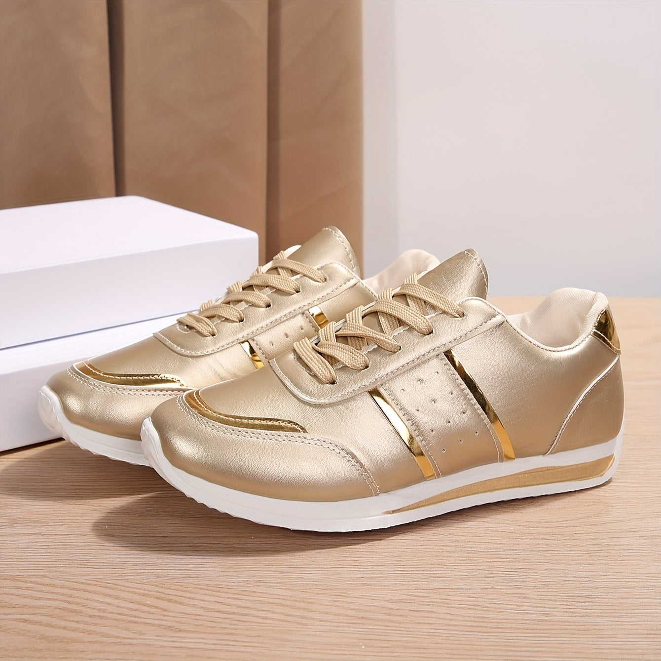 Sophie | Shiny lightweight women's trainers