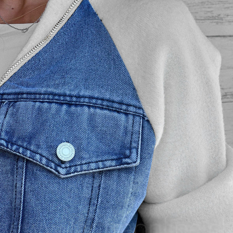 Zip-up denim jacket