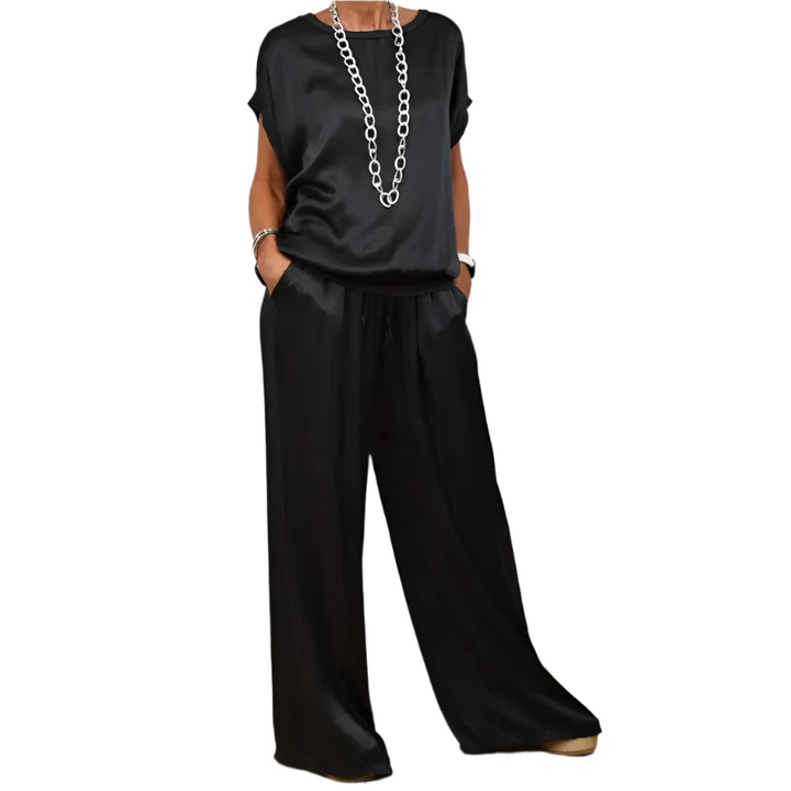 Women's - Two-Piece Set - Stylish and Comfortable - Perfect for Any Occasion - Trendy Outfit for Women