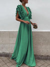 Elegant dress with V-neck and ruffled sleeves