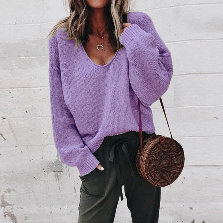 Jumper with loose V-neck and knitted top