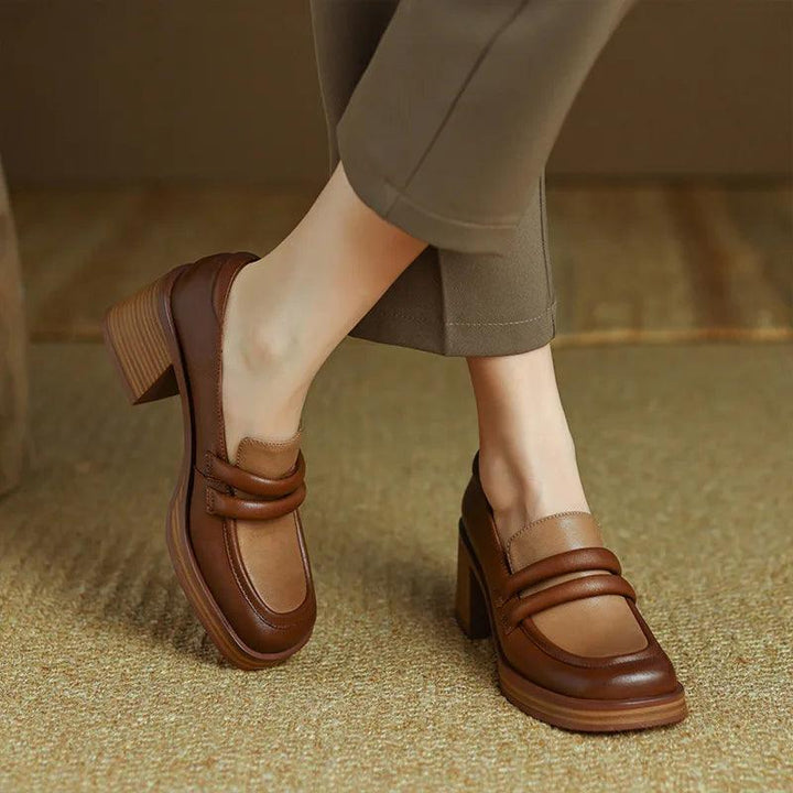 Retro loafers with block heel