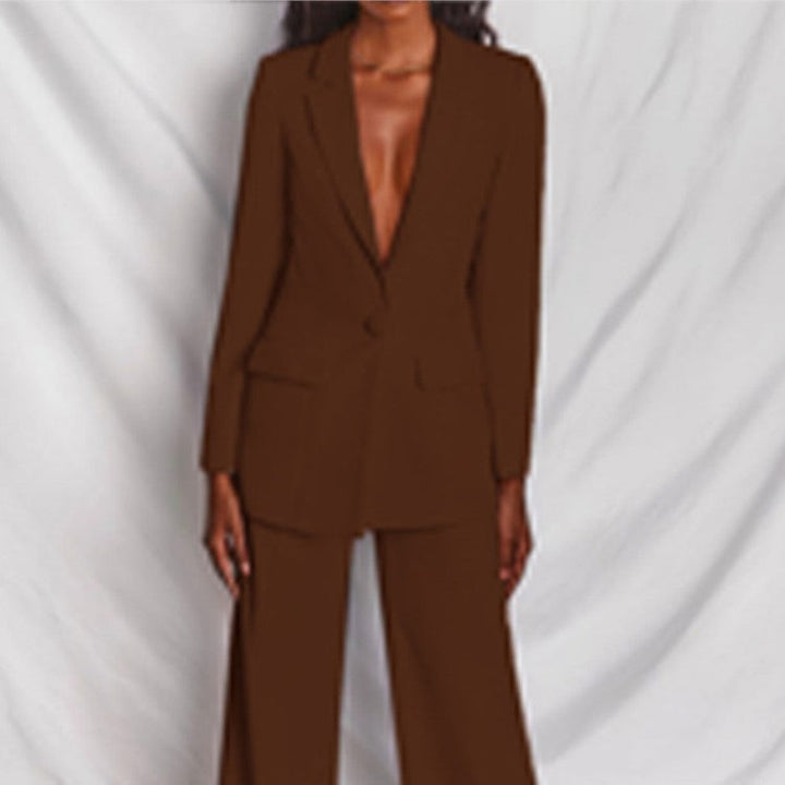 Women's - Business Suit - Elegant Design - Professional Attire for Every Meeting