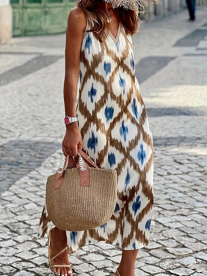 Sleeveless dress with ikat print