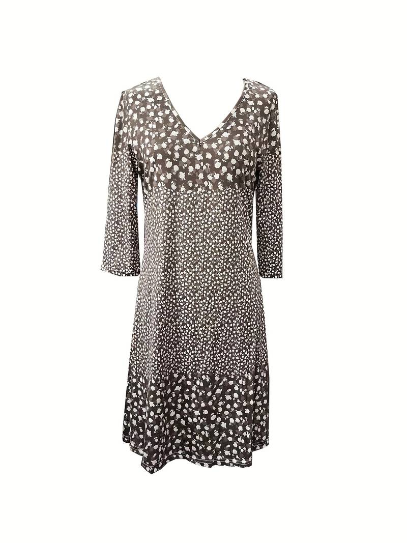 Dotted V-neck dress with floral print