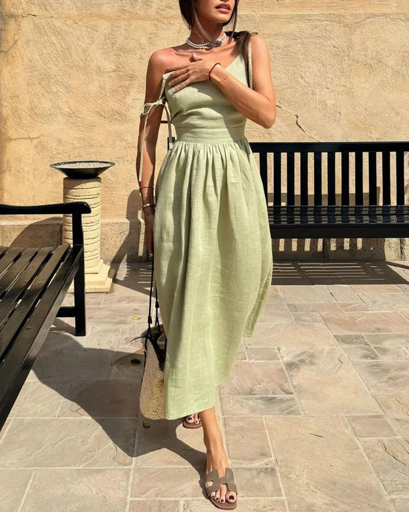 Comfy strapless backless dress