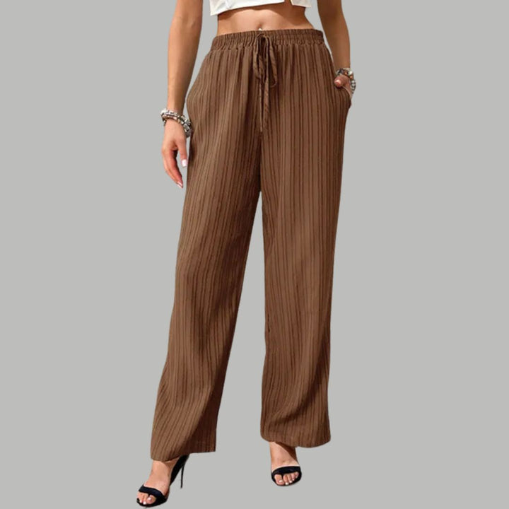 Pleated wide trousers with drawstring