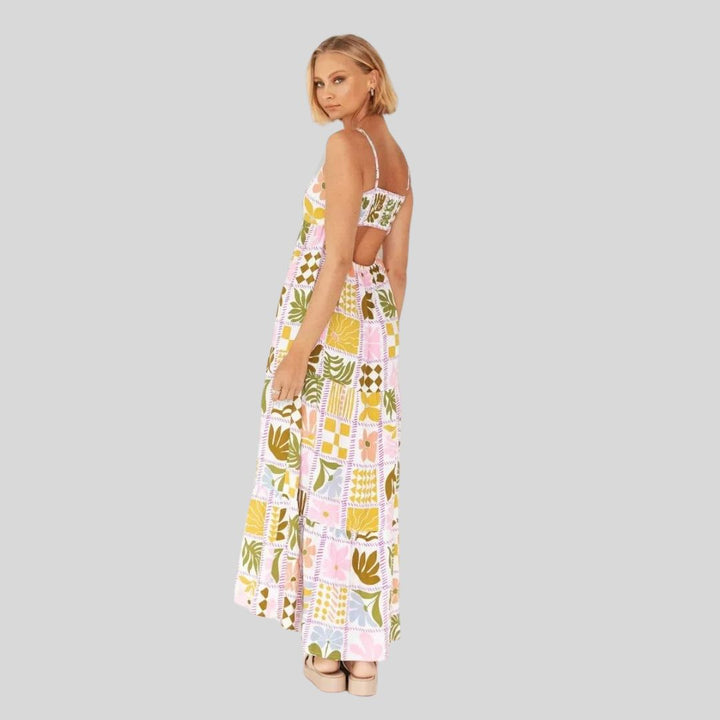 Summer maxi dress with delicate prints