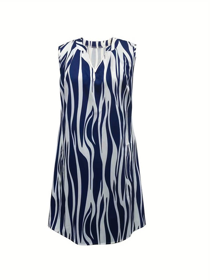 Abstract dress with ribbed print