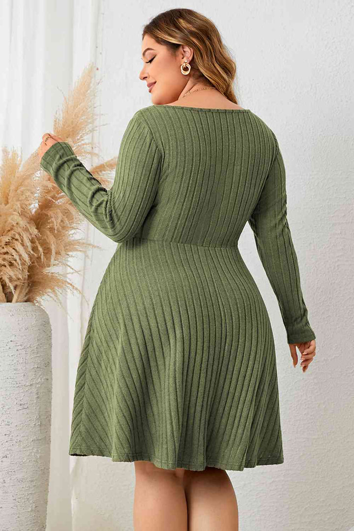 Ribbed dress with sweetheart in plus size