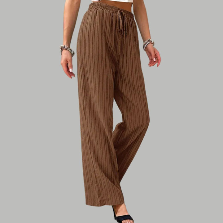 Pleated wide trousers with drawstring