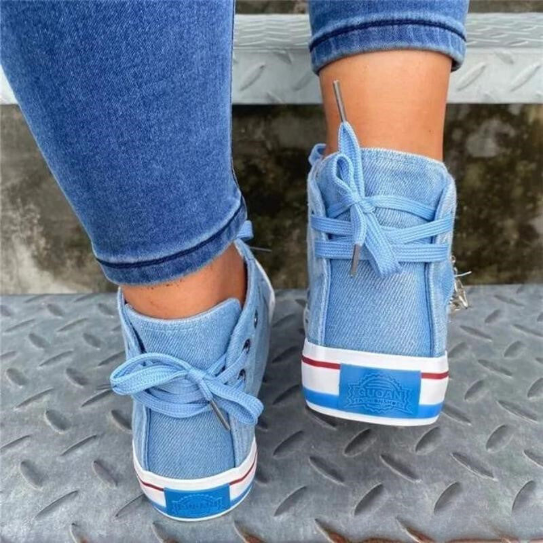 Comfortable canvas sneakers