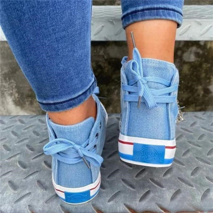 Comfortable canvas sneakers