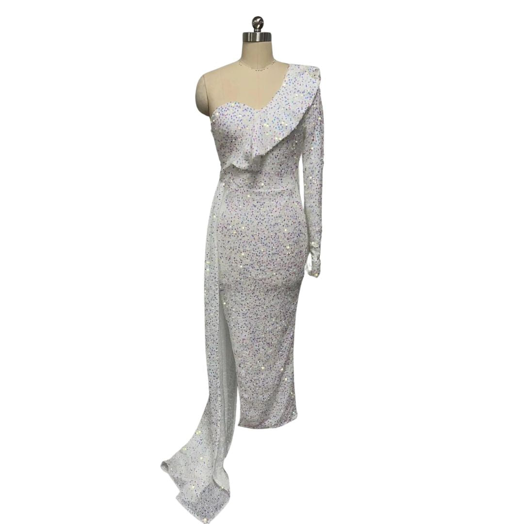 Sequinned dress with heart neckline