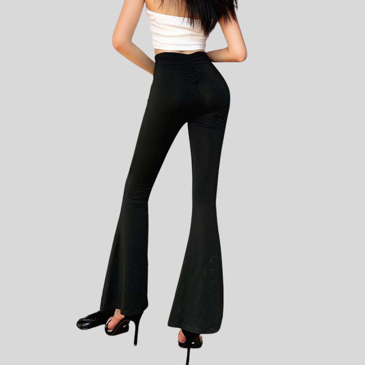 Elegant flared trousers with high waist