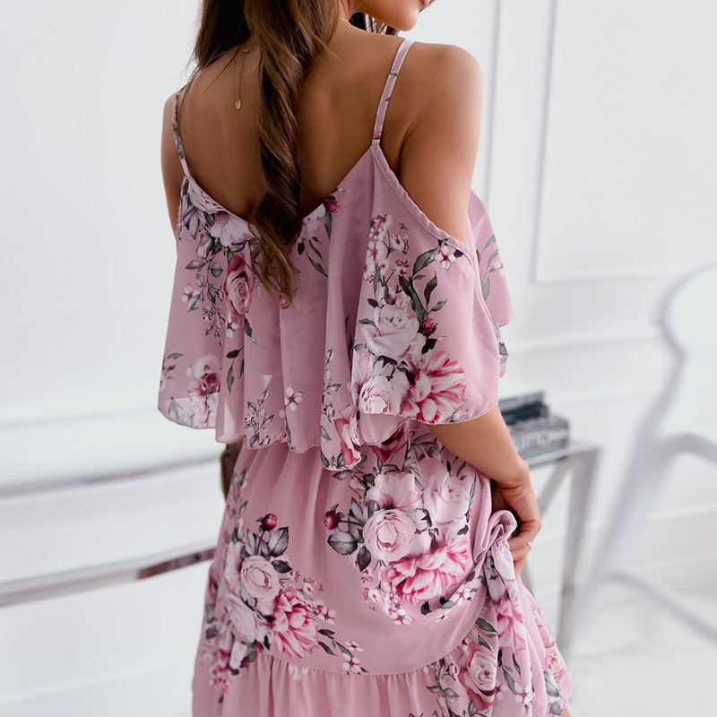 Dress with open shoulders and floral print