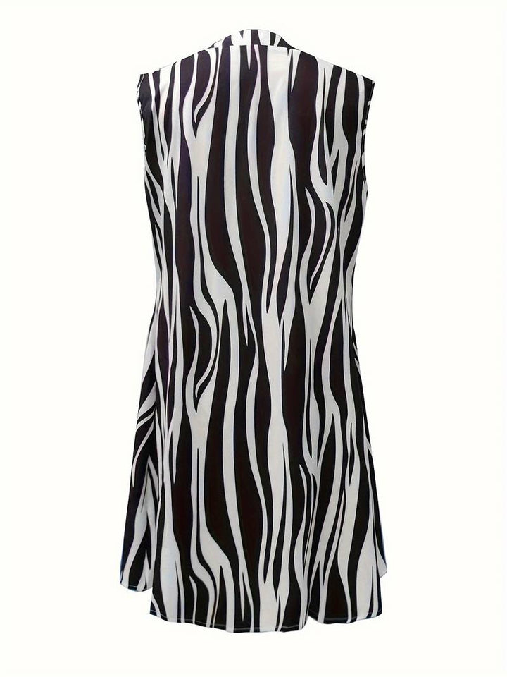 Abstract dress with ribbed print