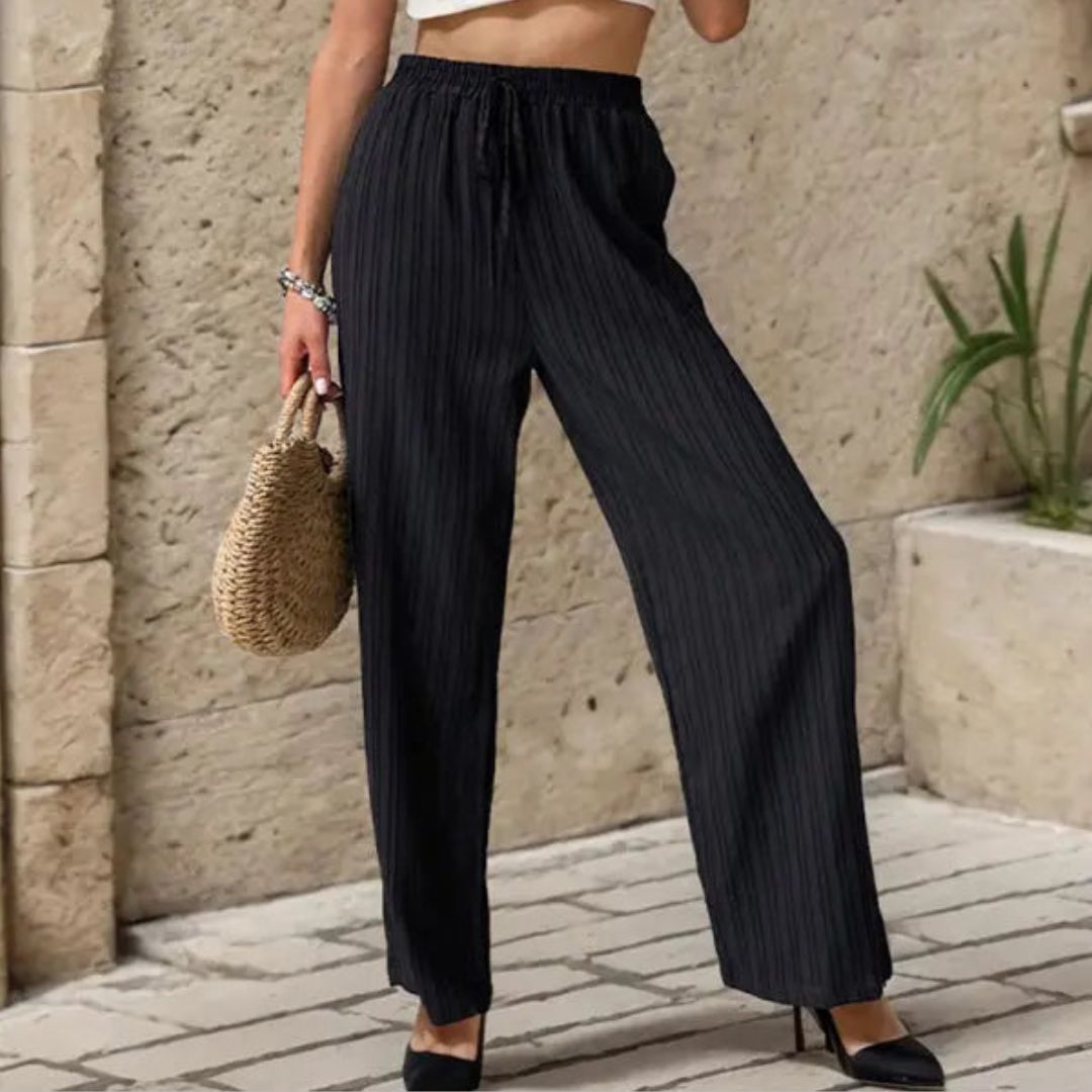 Pleated wide trousers with drawstring