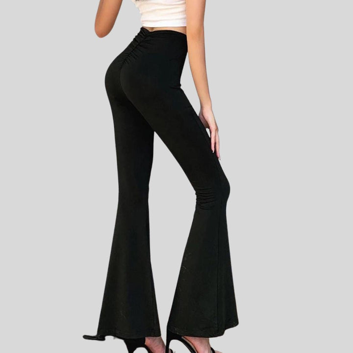 Elegant flared trousers with high waist