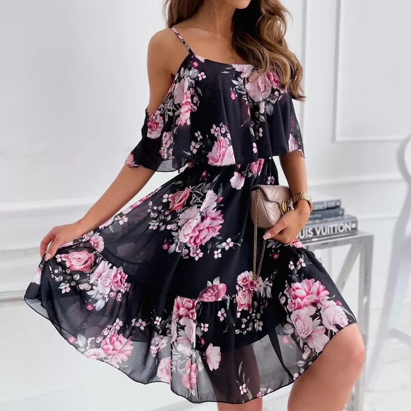 Dress with open shoulders and floral print