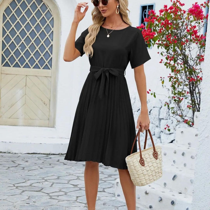 Classic pleated midi dress with waist tie