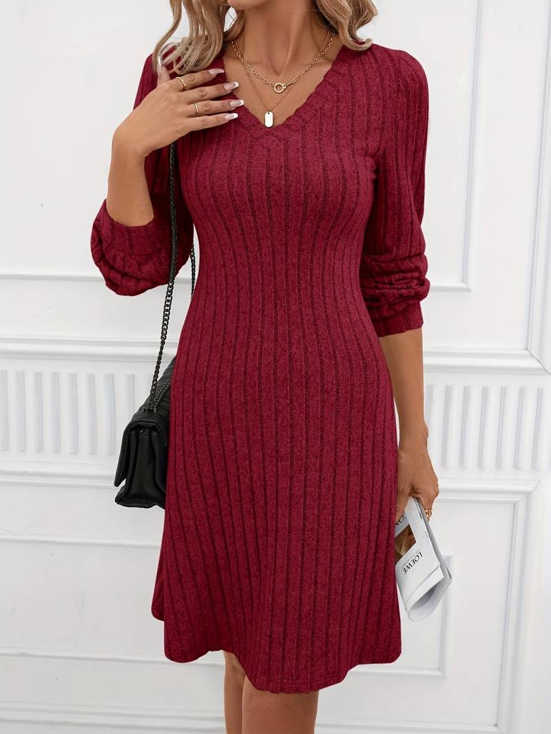 Ribbed dress with V-neckline