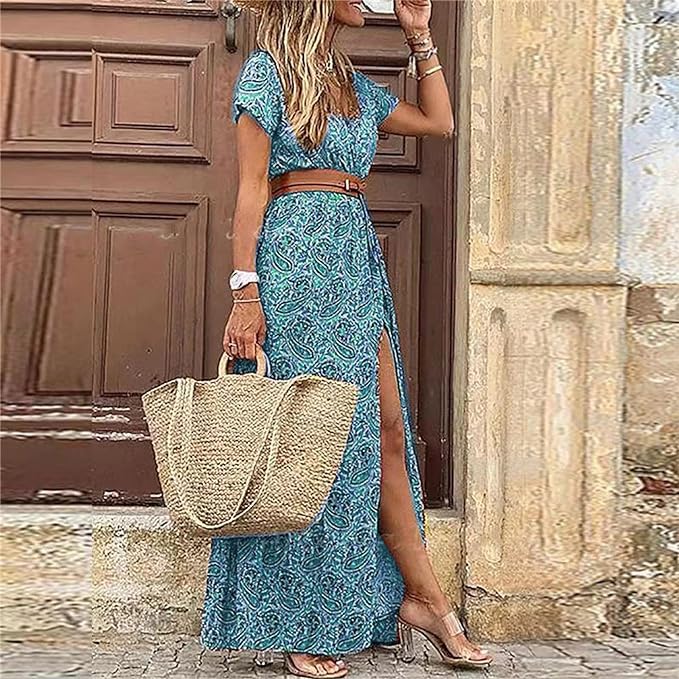 V-neck maxi dress with short floral pattern