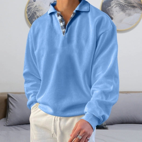 Long-sleeved men's hooded jumper with V-neck