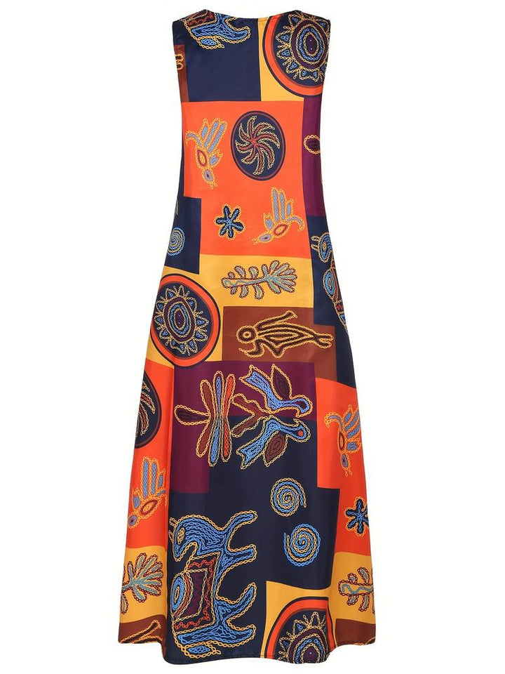 Maxi dress with V-neck and ethnic print