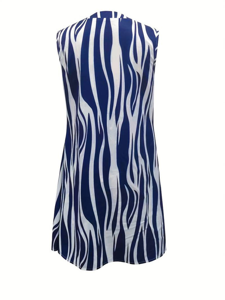 Abstract dress with ribbed print